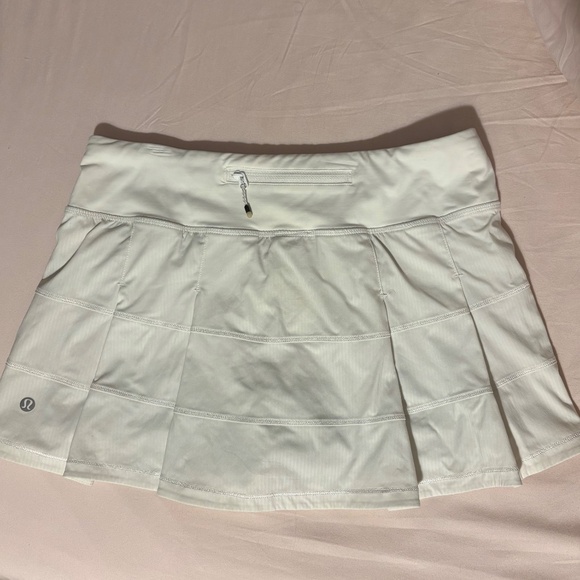 Lululemon White Pace Rival Skirt - Picture 2 of 12